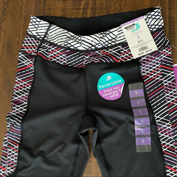 ❌NFS❌New Reversible Leggings Free Country Sz S - Picture 2 of 11